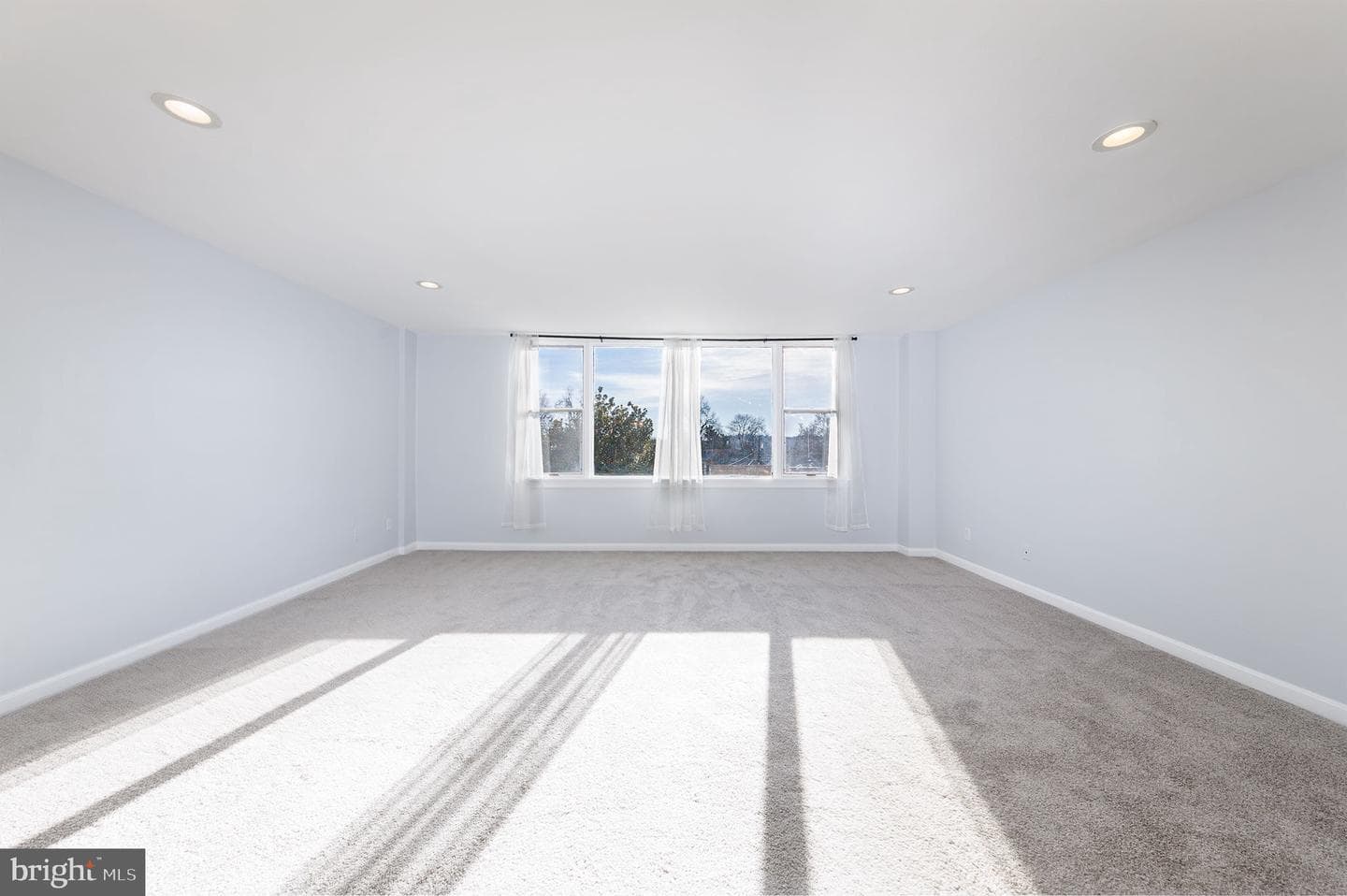 4600 Duke Street #413 photo 17