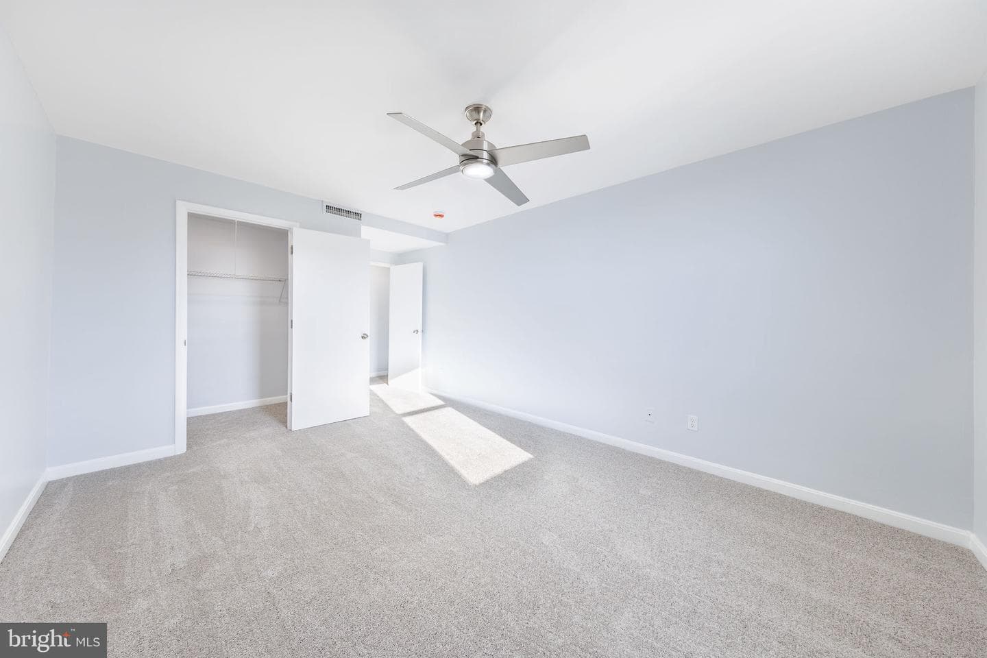 4600 Duke Street #413 photo 22