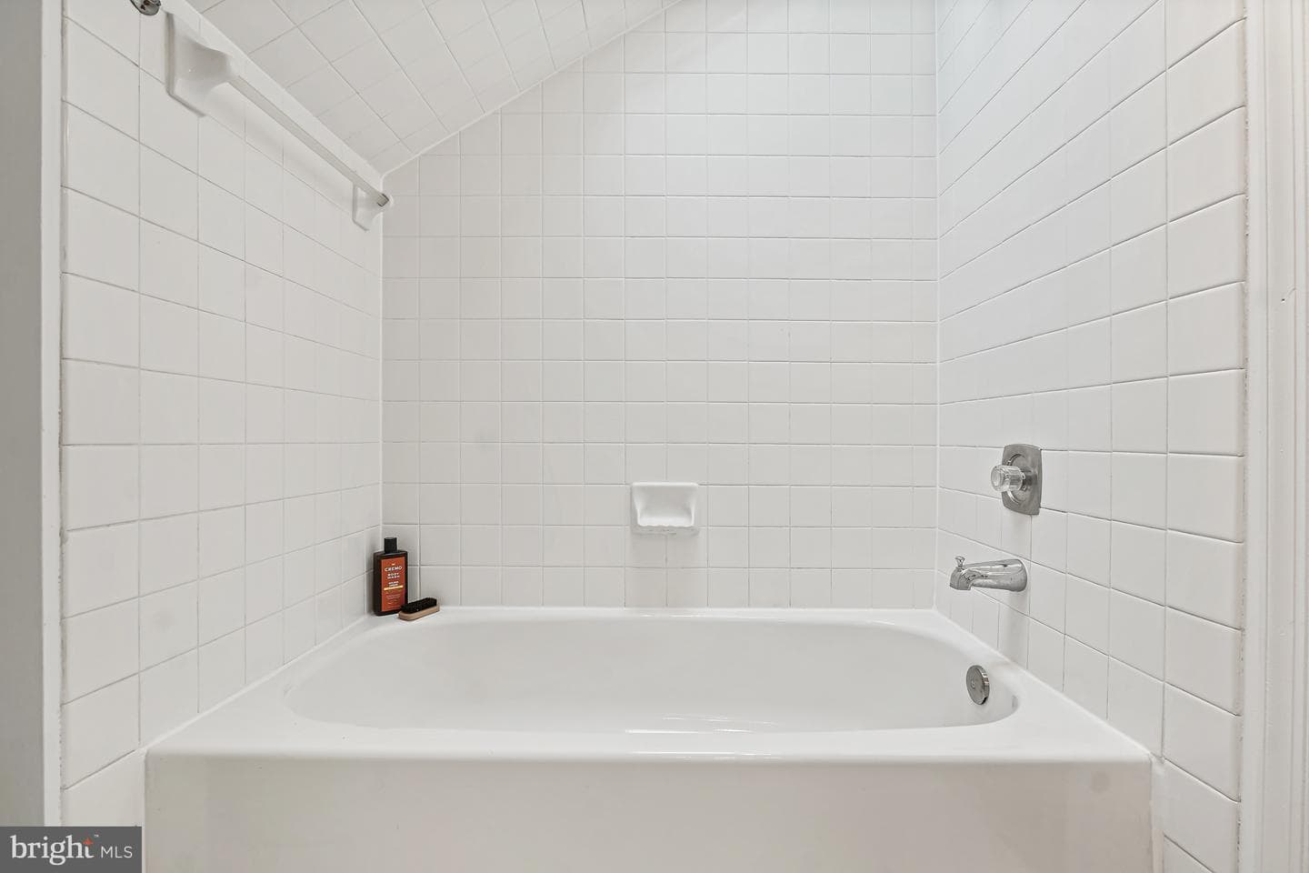 404 Glebe Road W photo 31