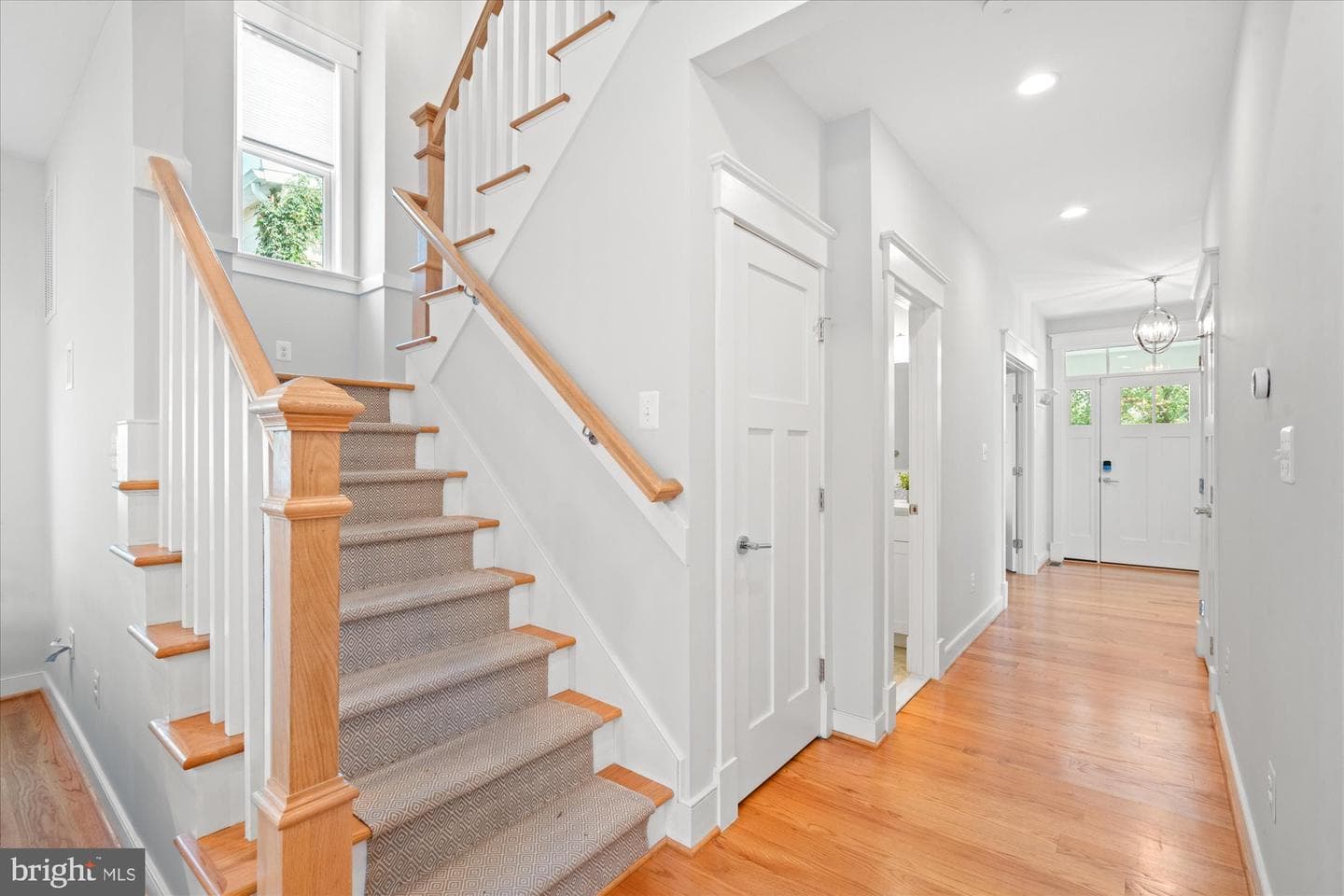 508 E Custis Avenue photo 29