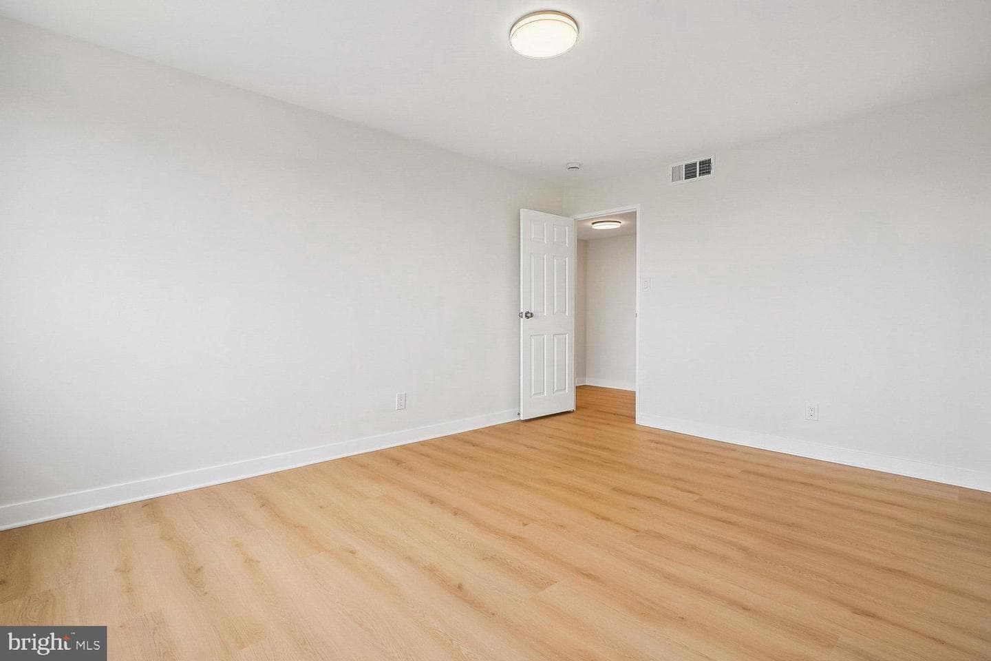 431 N Armistead Street #604 photo 25