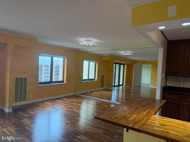 309 Yoakum Parkway #1708 photo 15