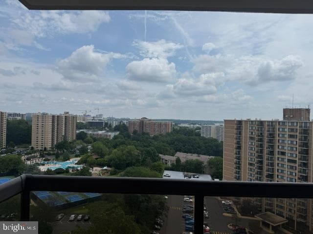 309 Yoakum Parkway #1708 photo 54