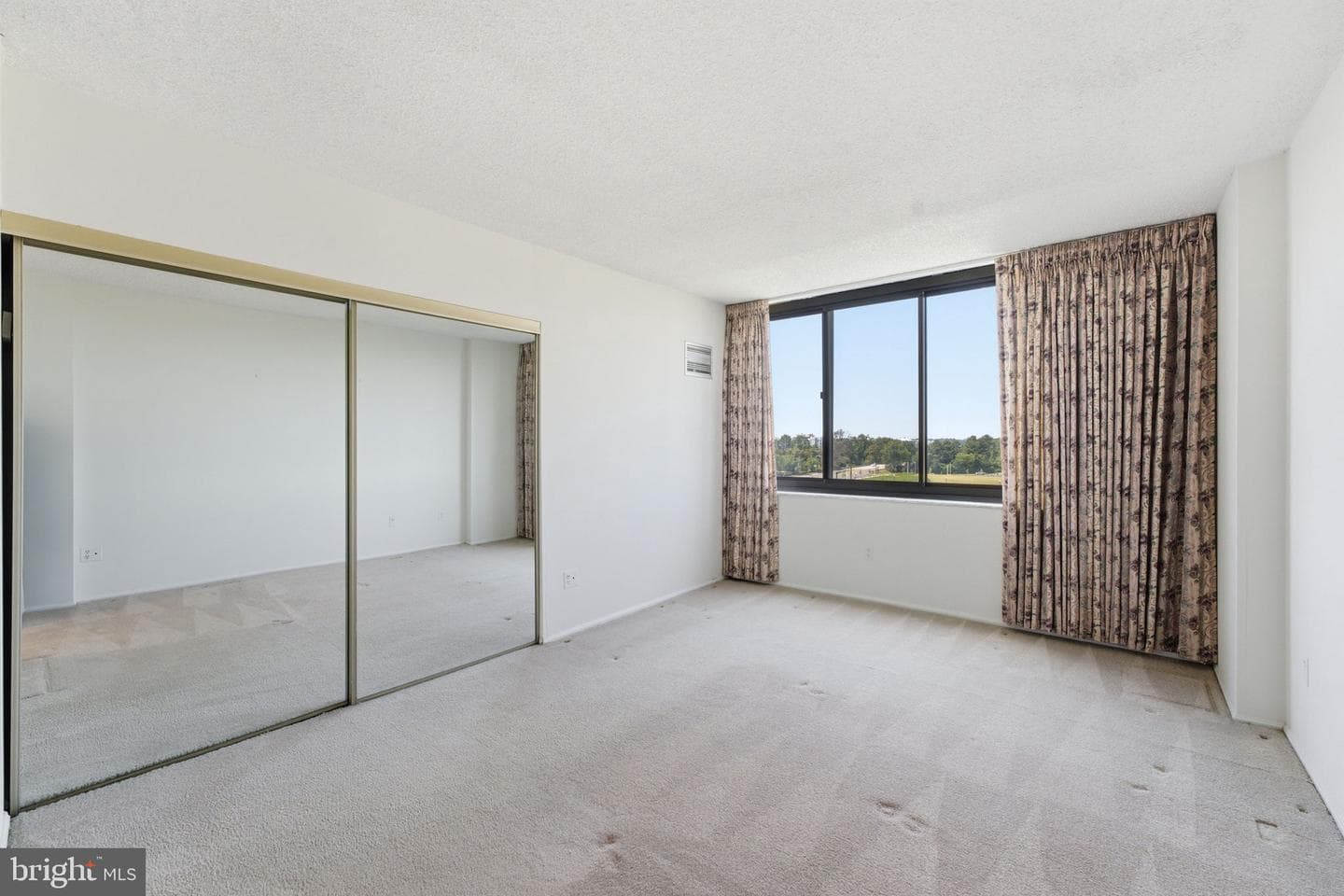 5500 Holmes Run Parkway #1506 photo 15