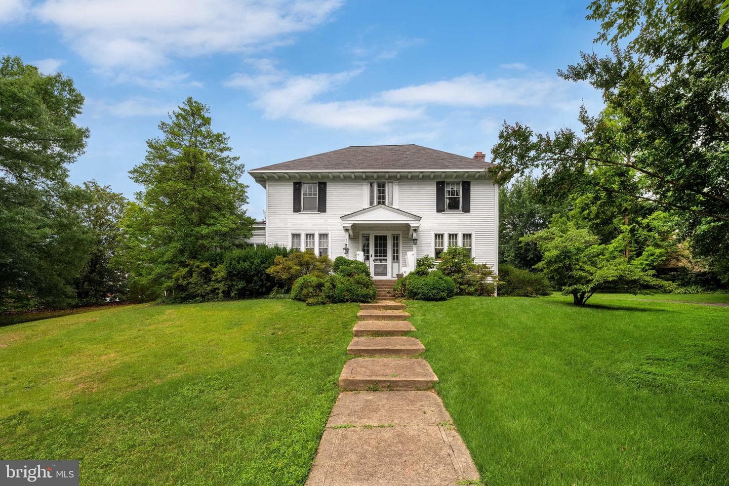 1803 Orchard Street, Alexandria