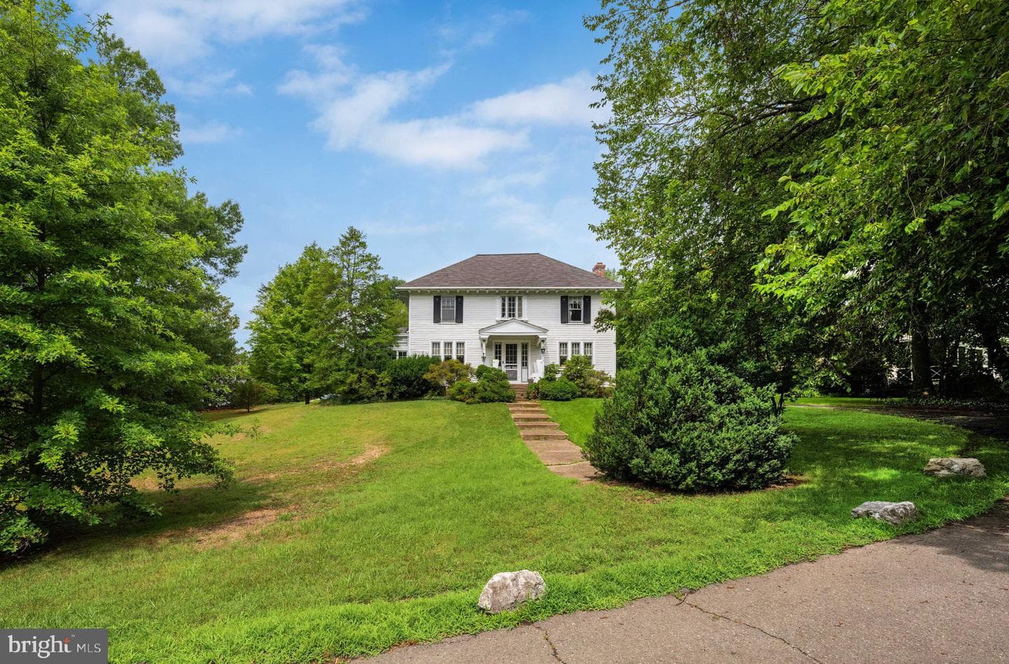 1803 Orchard Street, Alexandria