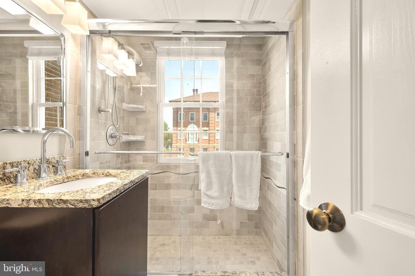 1115 N Pitt Street #2b photo 20