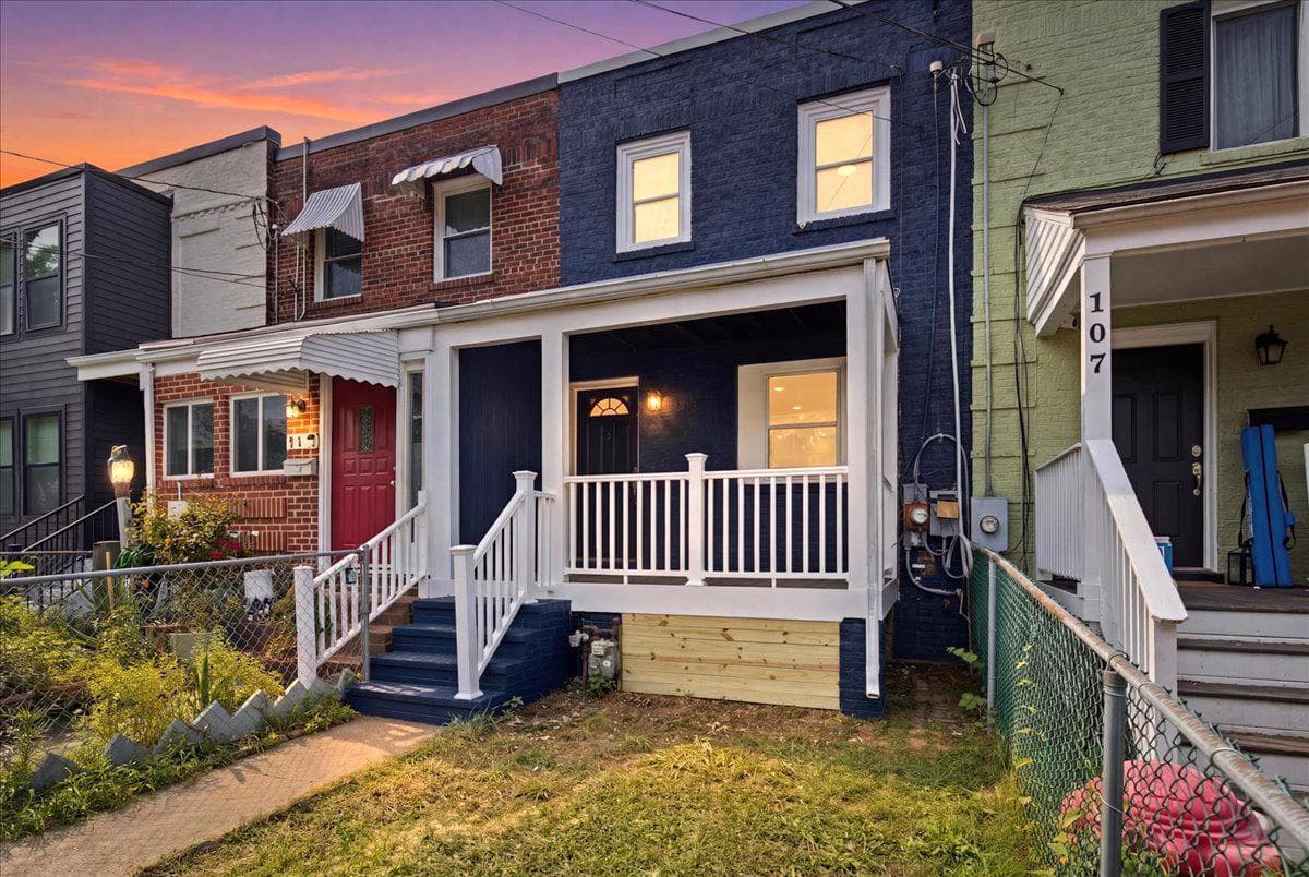 109 Clifford Avenue photo 32