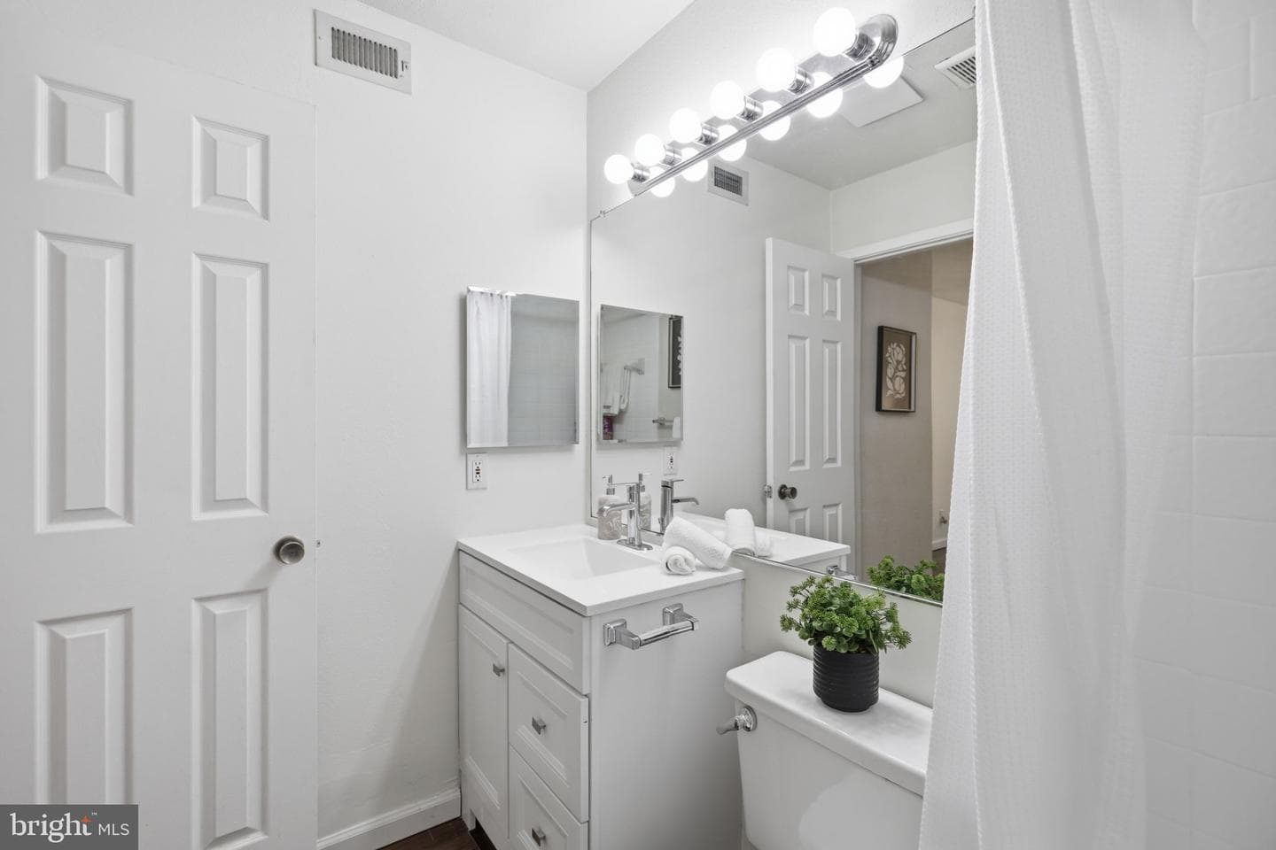 3303 Wyndham Circle #146 photo 15