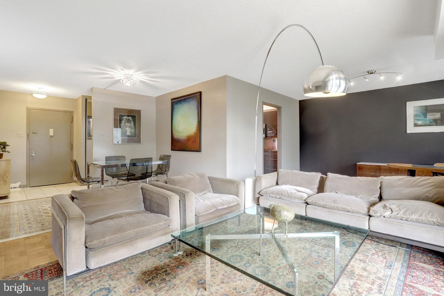 309 Yoakum Parkway #616 photo 9