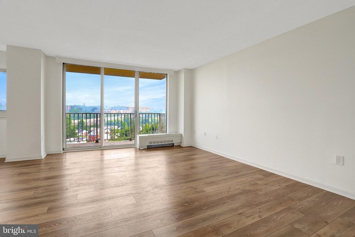 1225 Martha Custis Drive #811, Alexandria