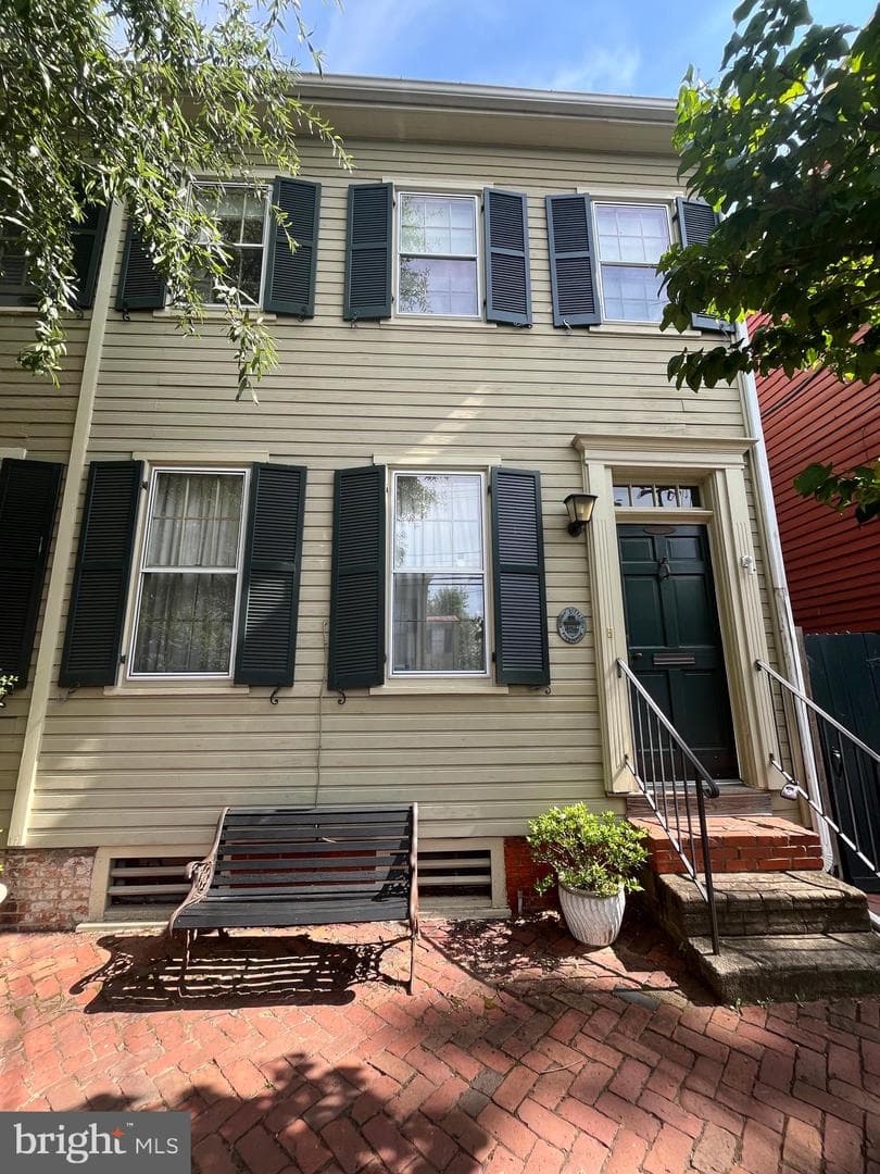 1213 Prince Street photo 1