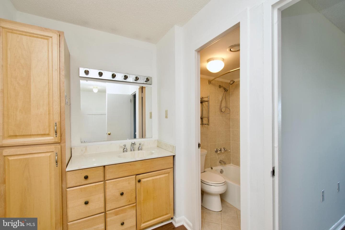 2500 N Van Dorn Street #1211 photo 15