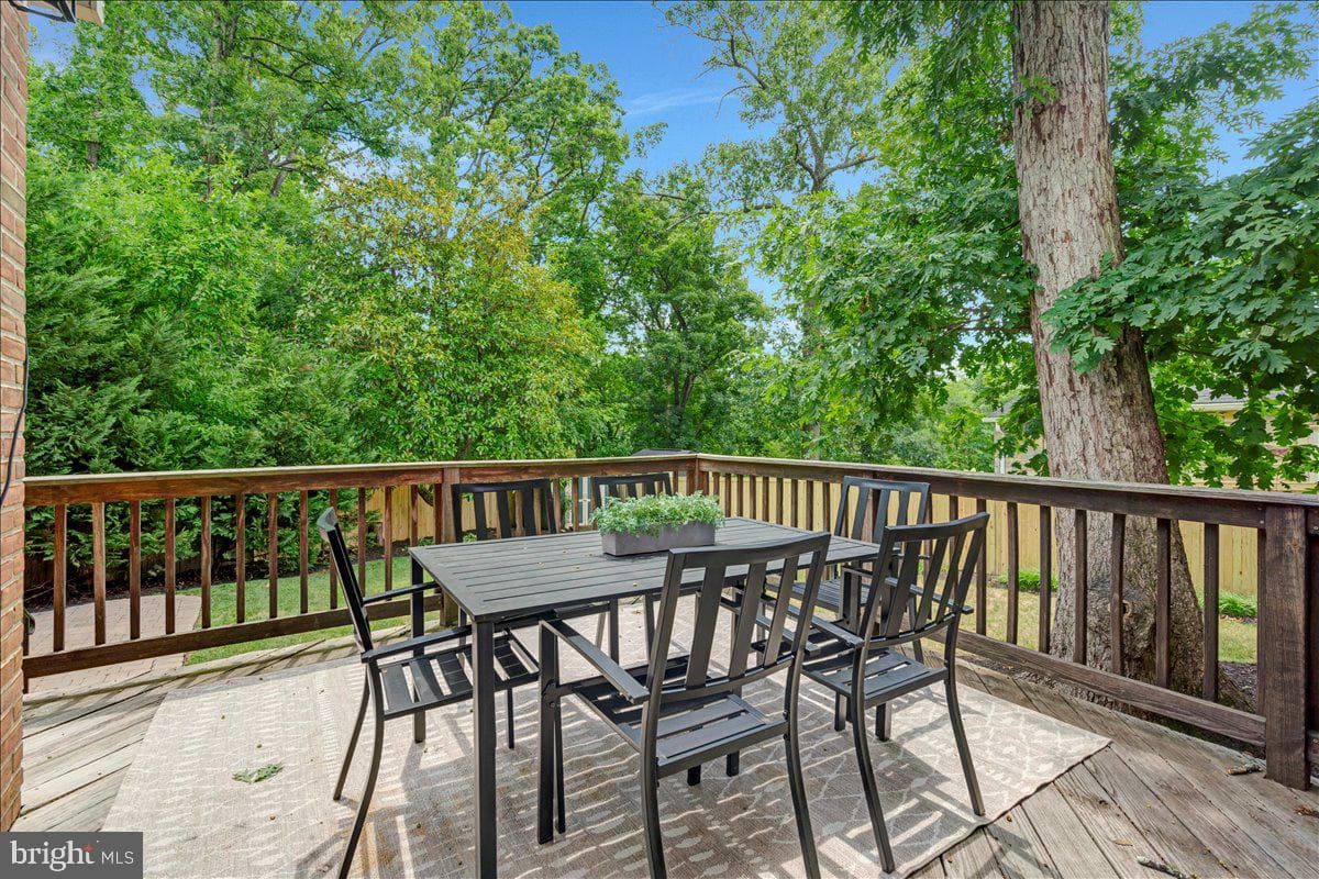 1302 Quincy Street photo 55