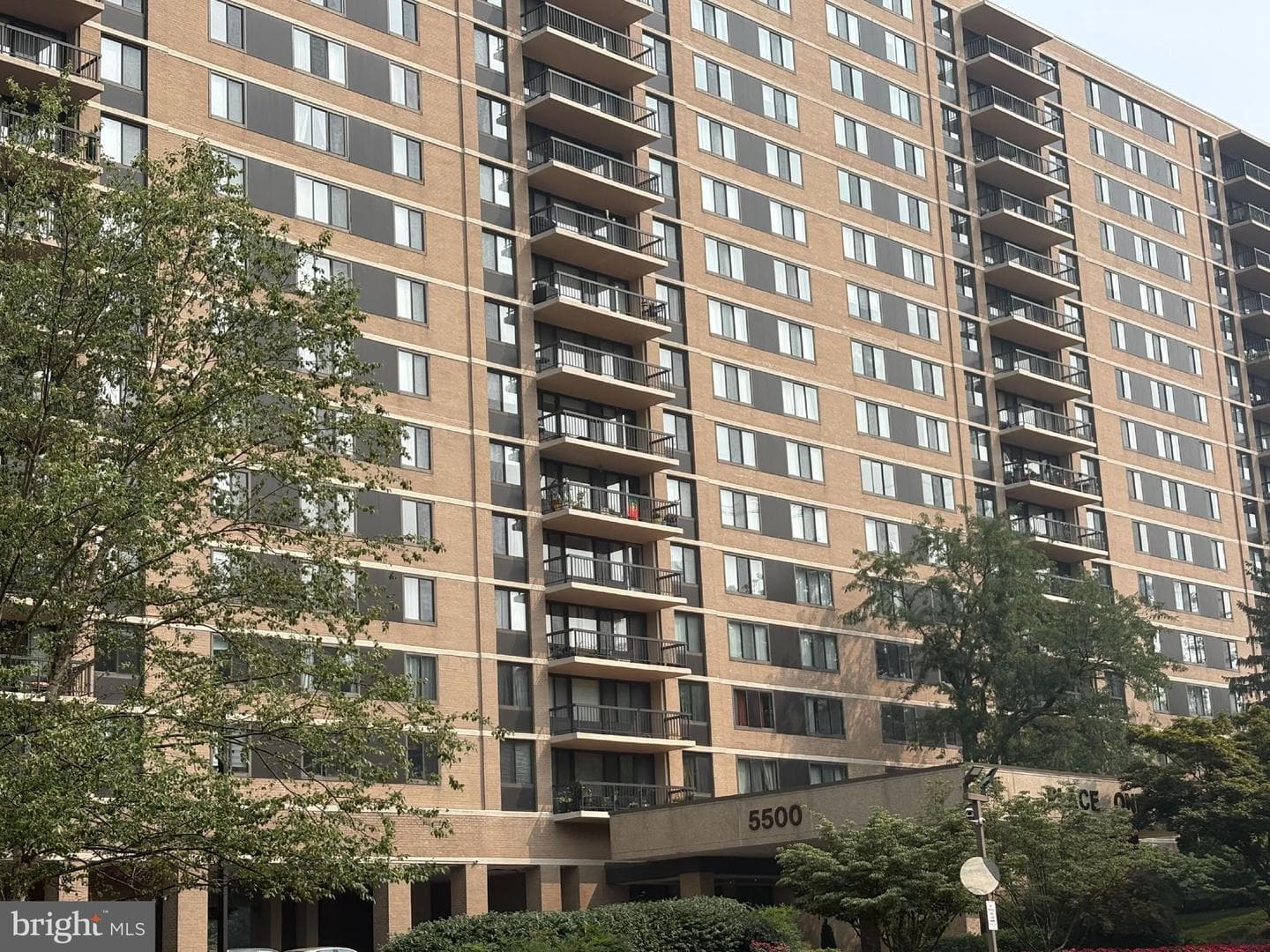 5500 Holmes Run Parkway #512 photo 1
