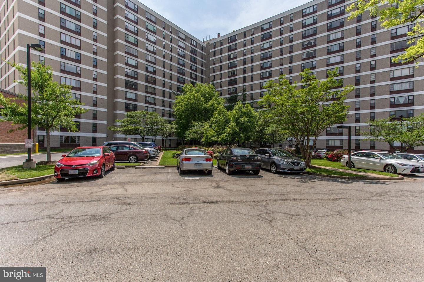 4600 Duke Street #1501, Alexandria