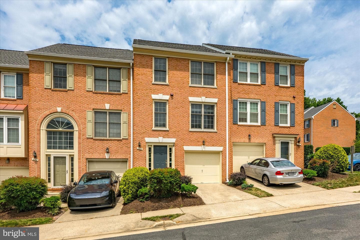 299 S Pickett Street photo 1