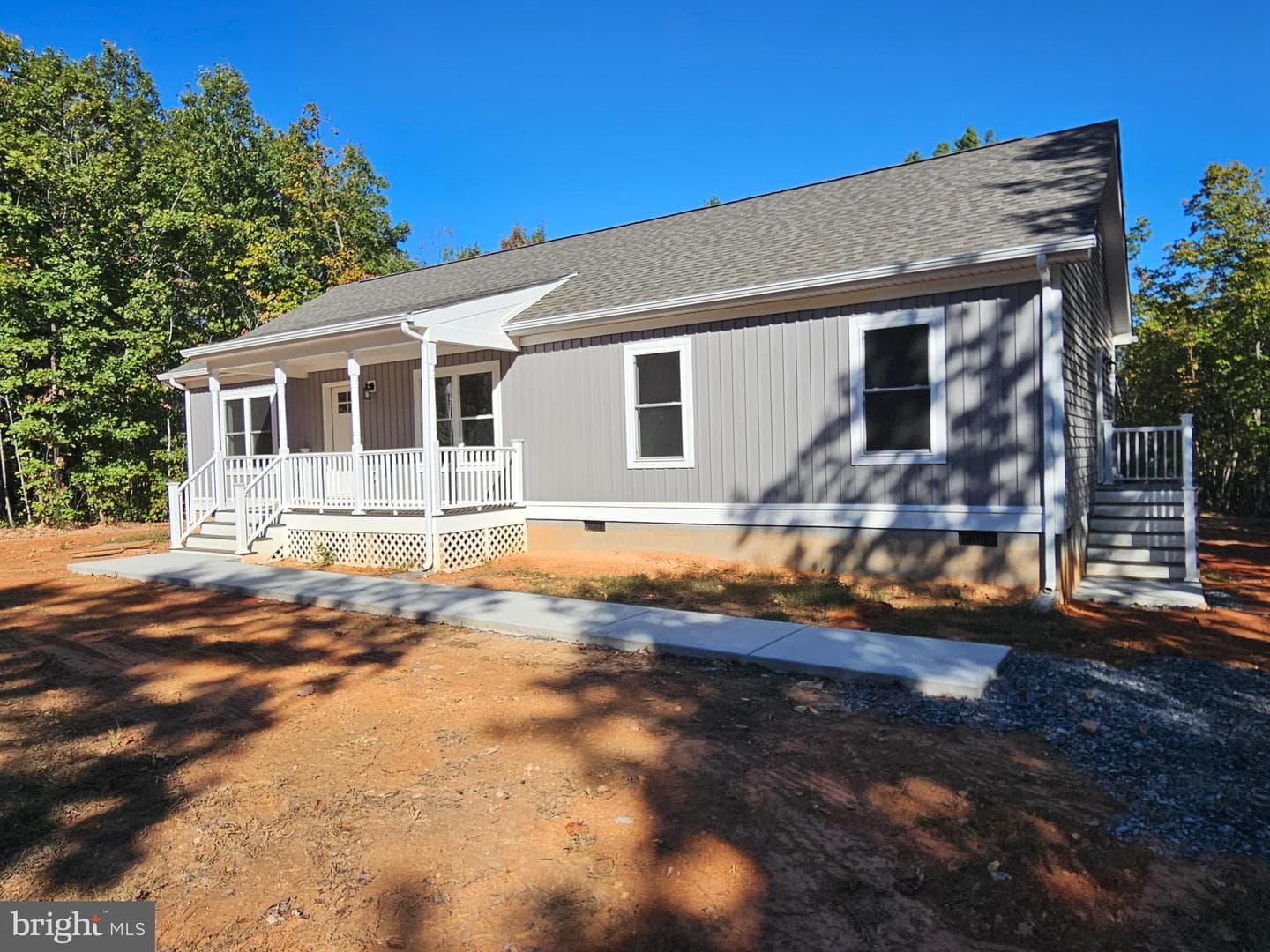 121 Sharps Creek Drive photo 2