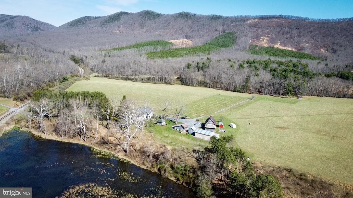 33940 Mountain Valley Road photo 20