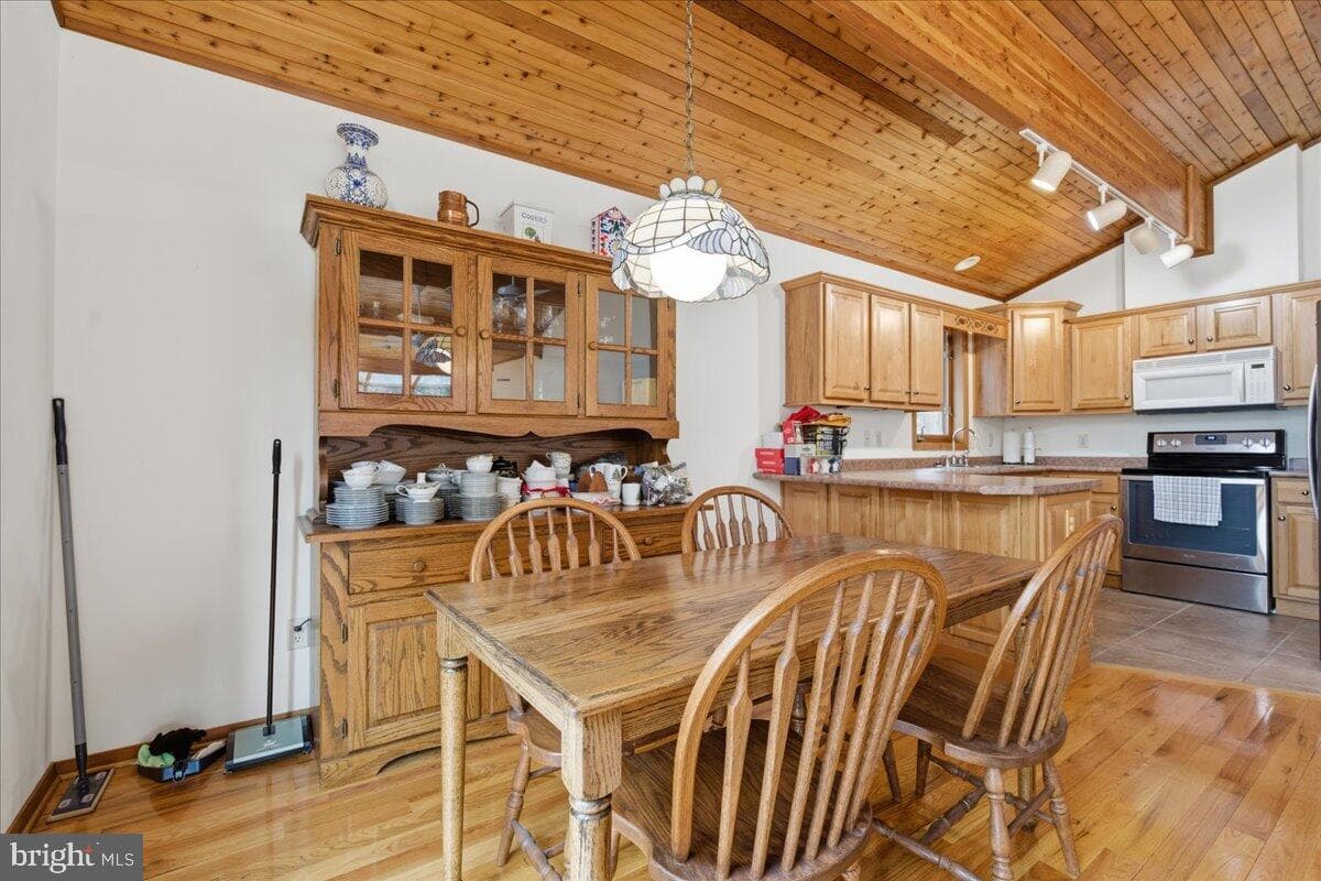 307 Meadow Point Drive photo 20