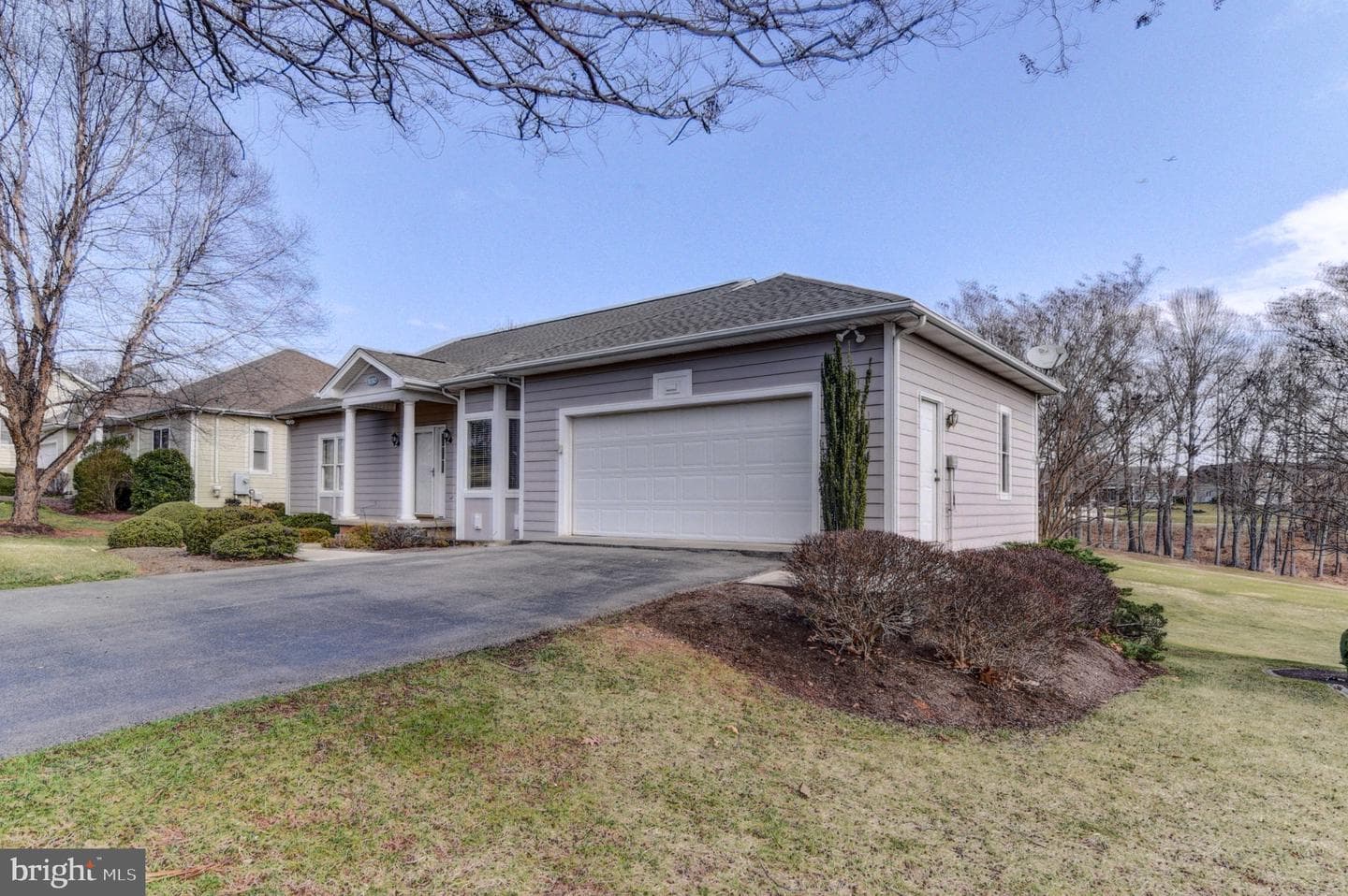 1052 8th Fairway Lane photo 35