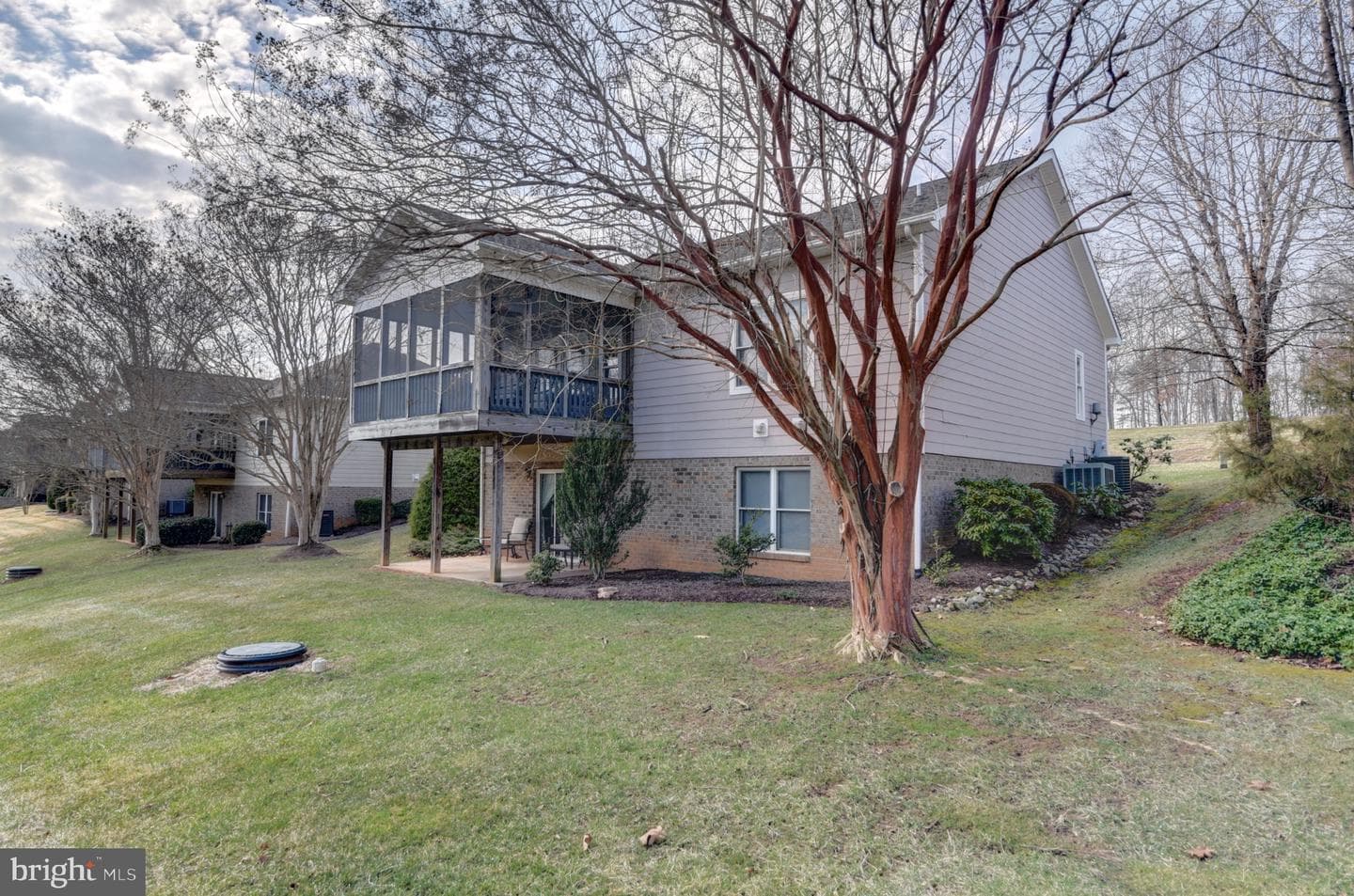1052 8th Fairway Lane photo 40