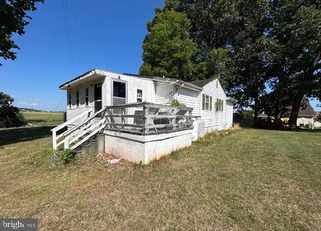 1056 Boyds Lane photo 4