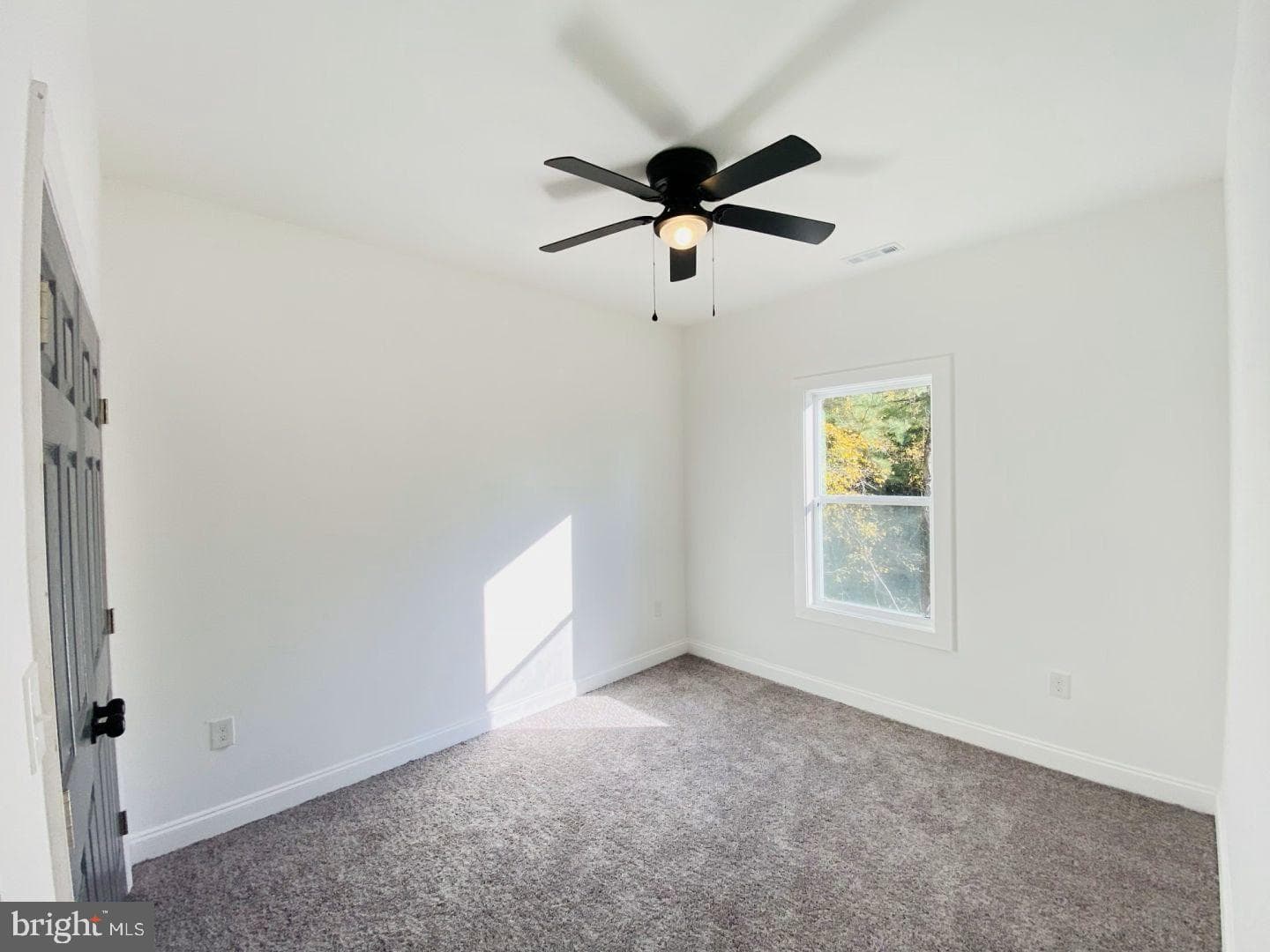 326 2nd Ave photo 60
