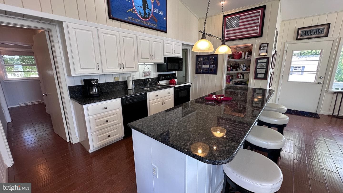 224 Kelly Drive photo 36
