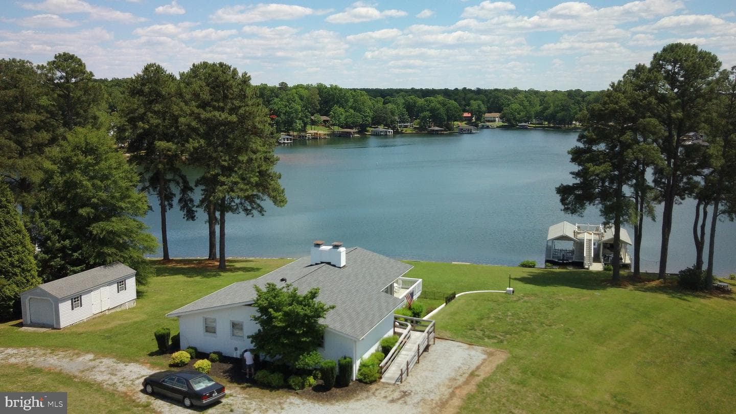 224 Kelly Drive photo 89