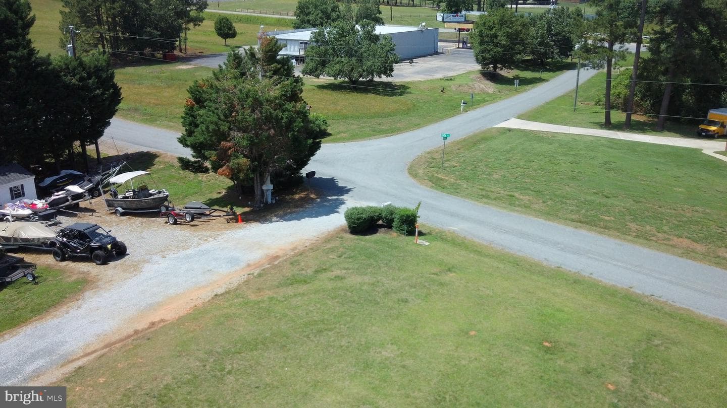 224 Kelly Drive photo 92