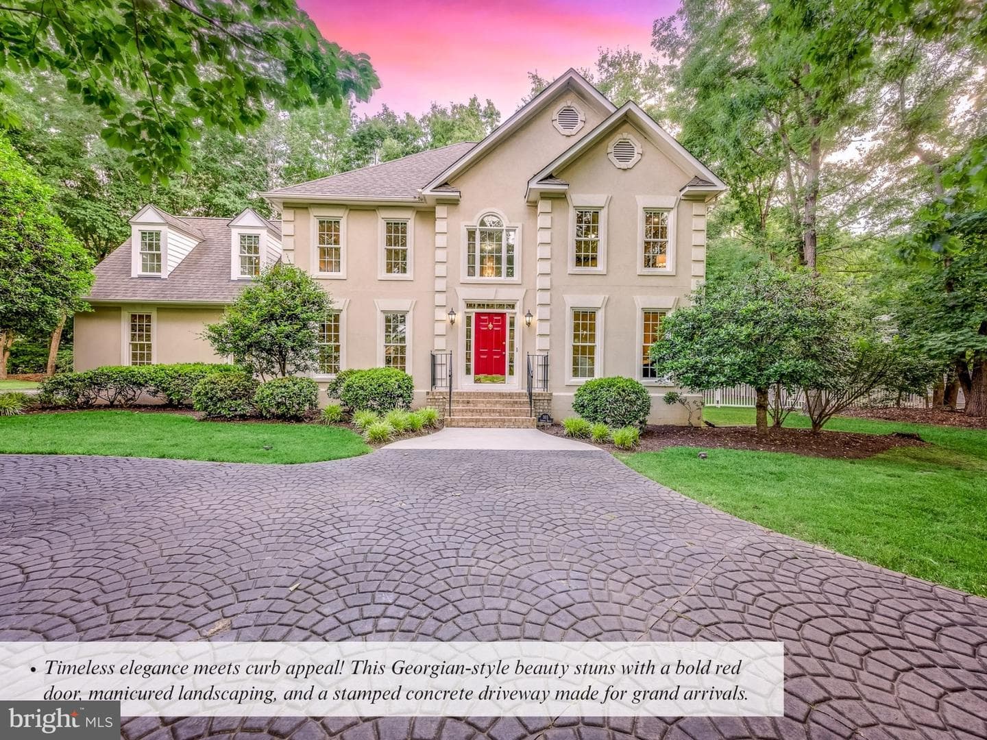 305 Redbird Drive photo 2