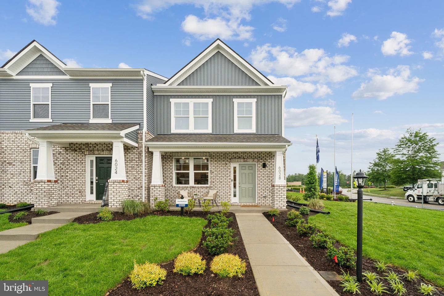 5917 Capstan Lane photo 1
