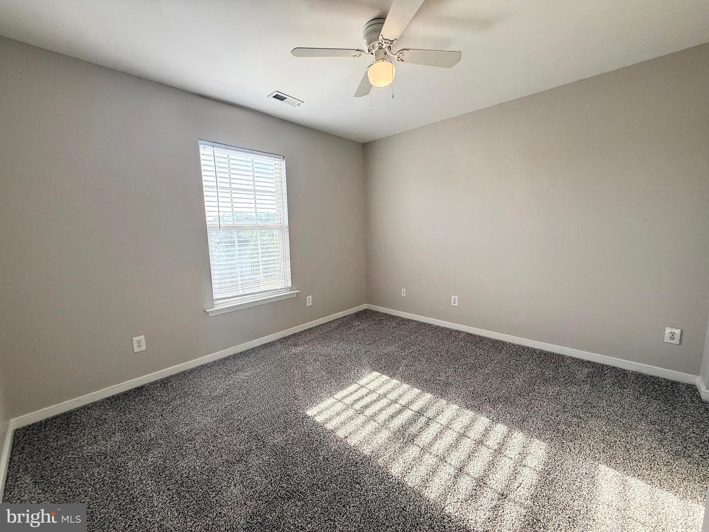 2937 Abbeydale Court photo 29