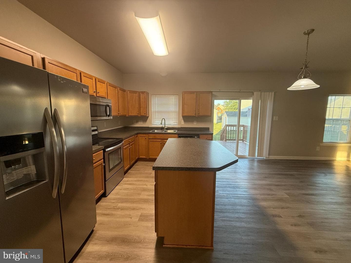 7301 Hamner Terrace photo 11