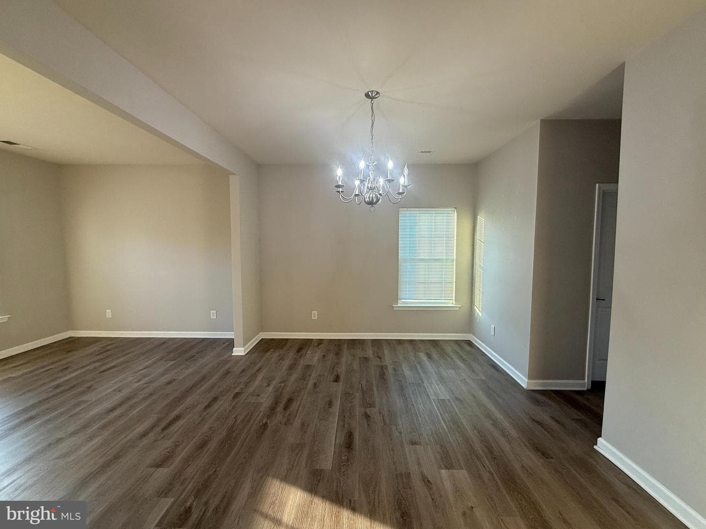 7301 Hamner Terrace photo 7