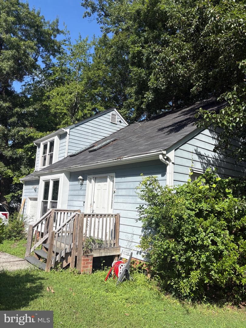 424 Wadsworth Drive photo 1