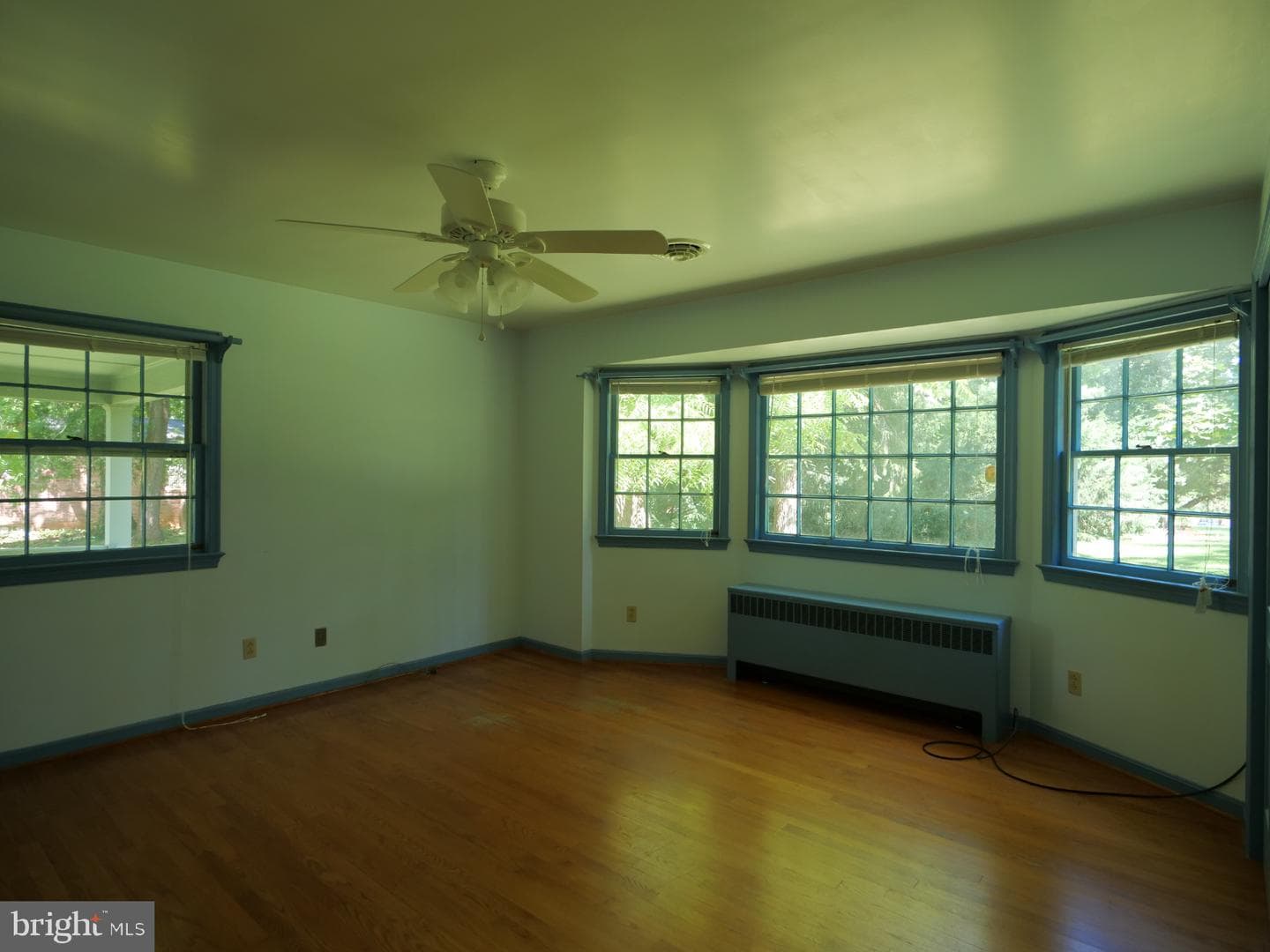 216 S Buckmarsh Street photo 19