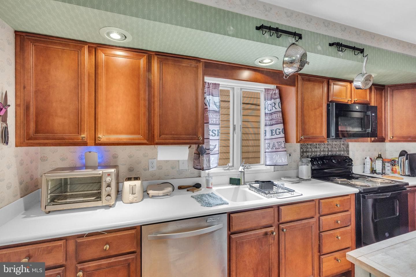 2072 Senseny Road photo 15