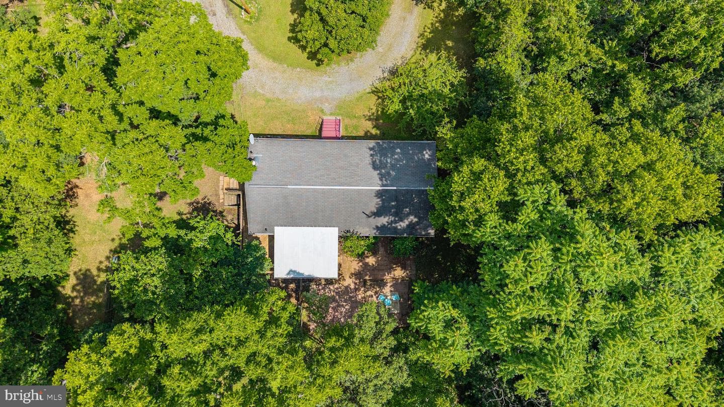 513 Russell Road photo 36