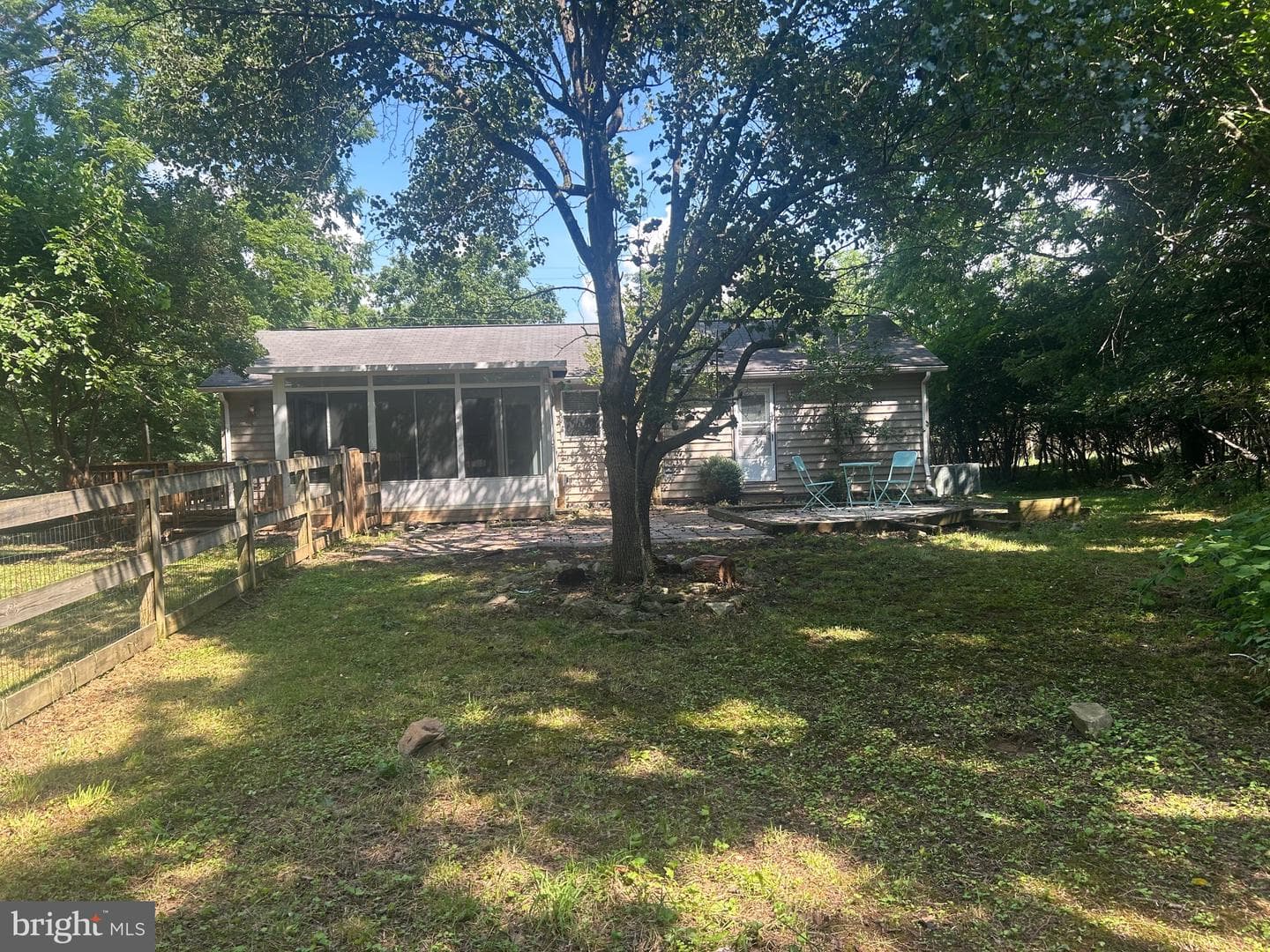 513 Russell Road photo 41