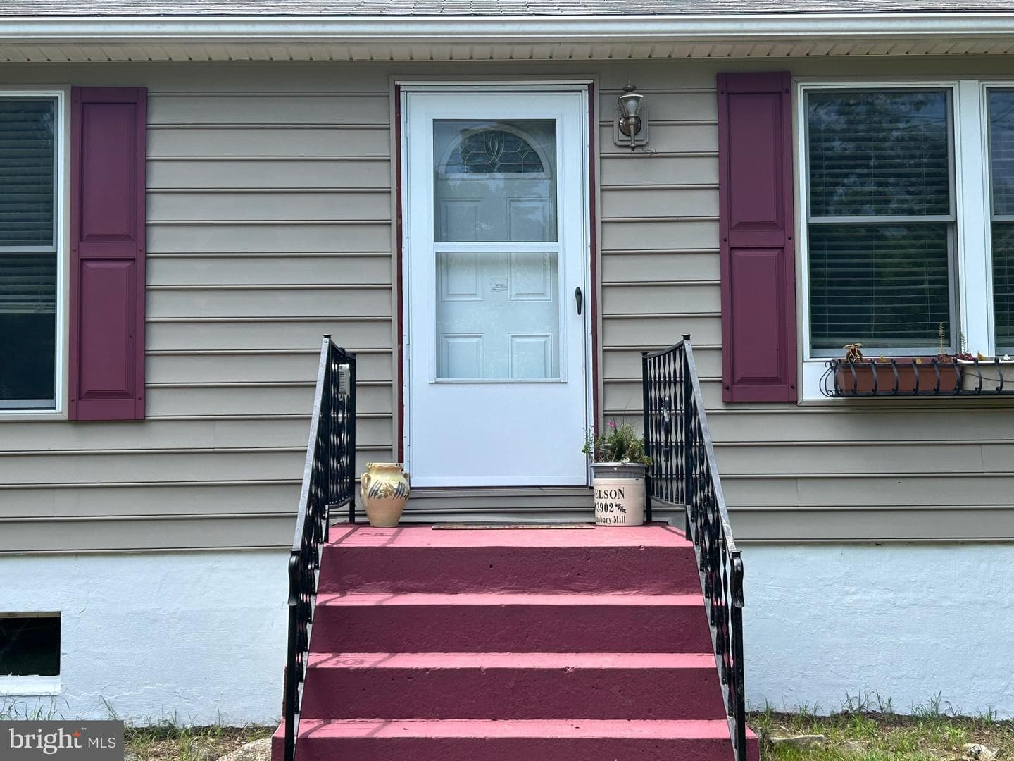 513 Russell Road photo 5