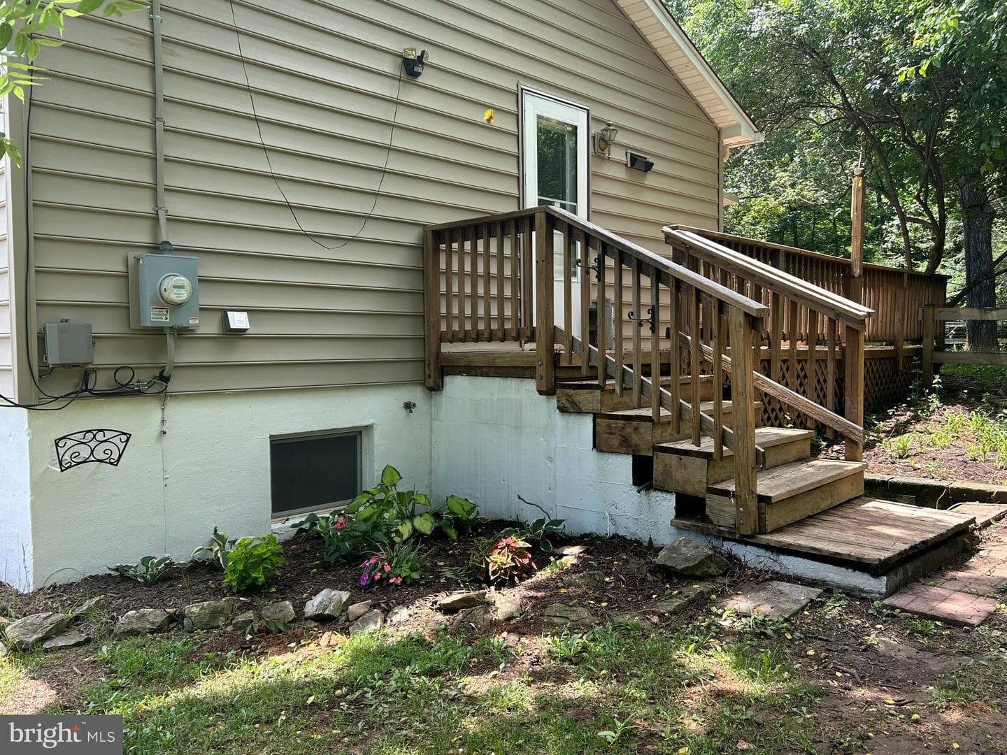 513 Russell Road photo 6