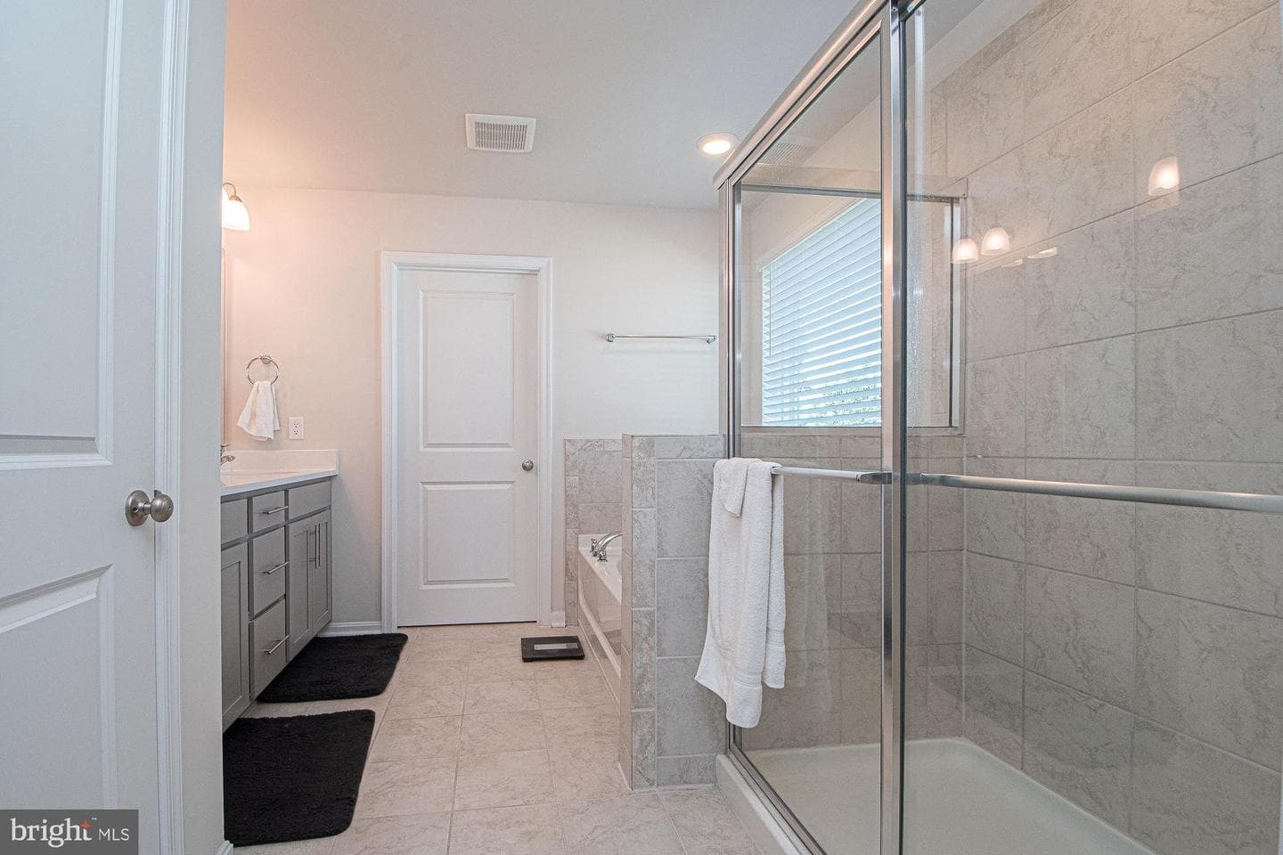 392 Norris Street photo 36