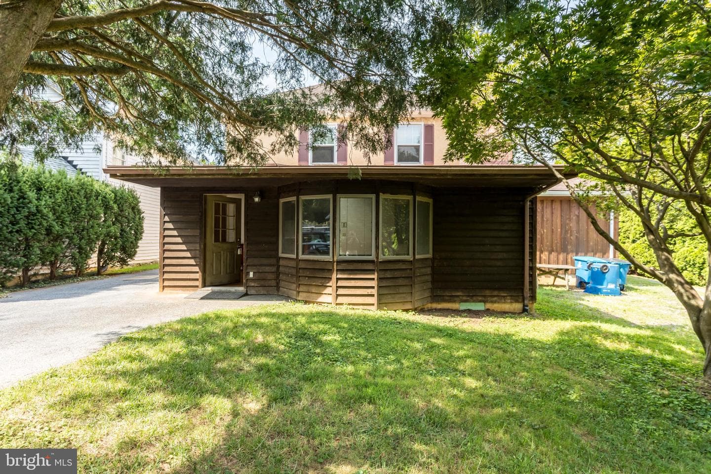 218 Treadwell Street photo 12