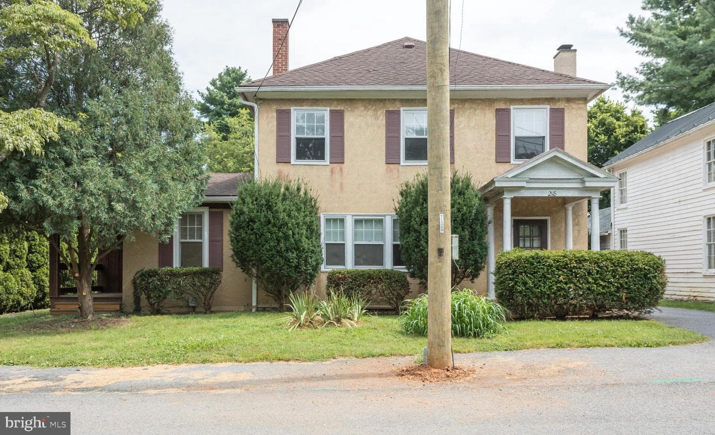218 Treadwell Street photo 5
