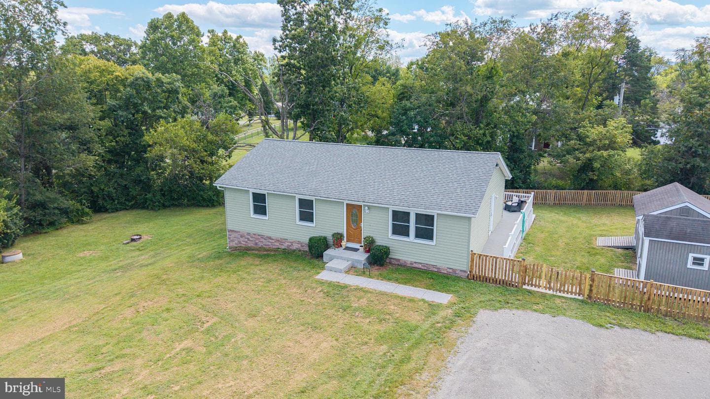 11531 Lord Fairfax Highway photo 63