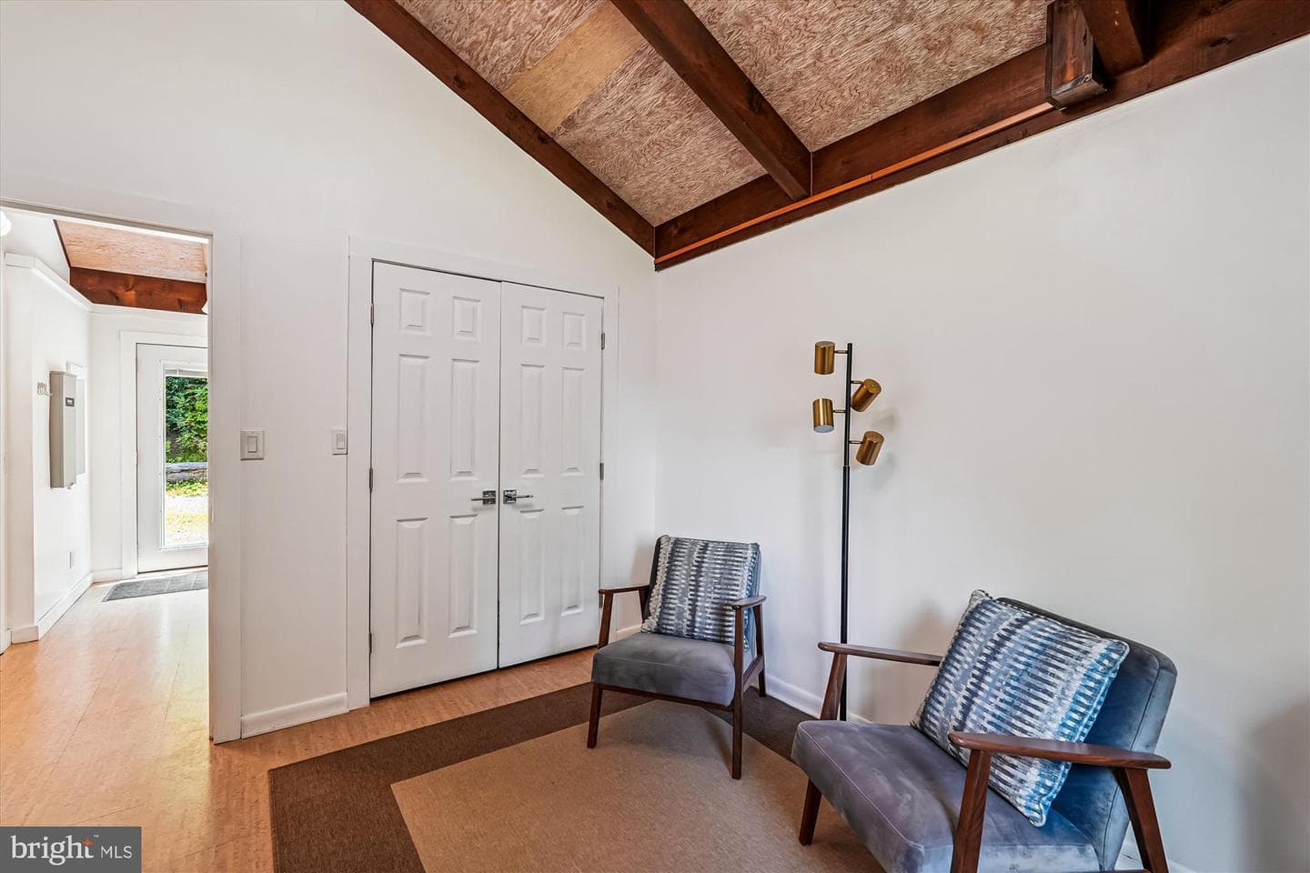 21826 Blue Ridge Mtn Road photo 17