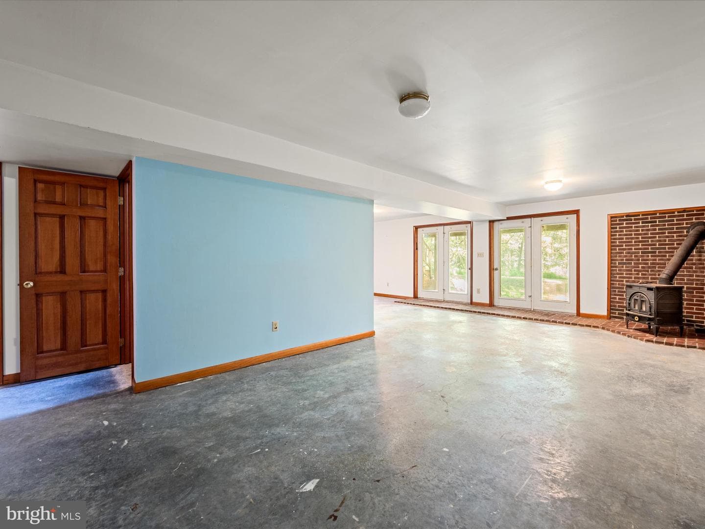 616 Chestnut Lane photo 30