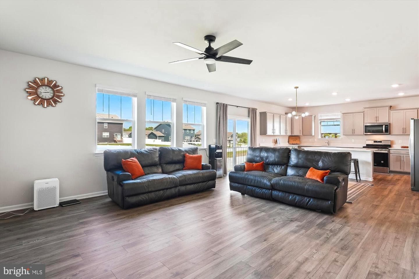 348 Tyson Drive photo 10